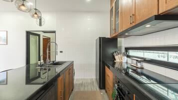 Villa, Patio | Private kitchen