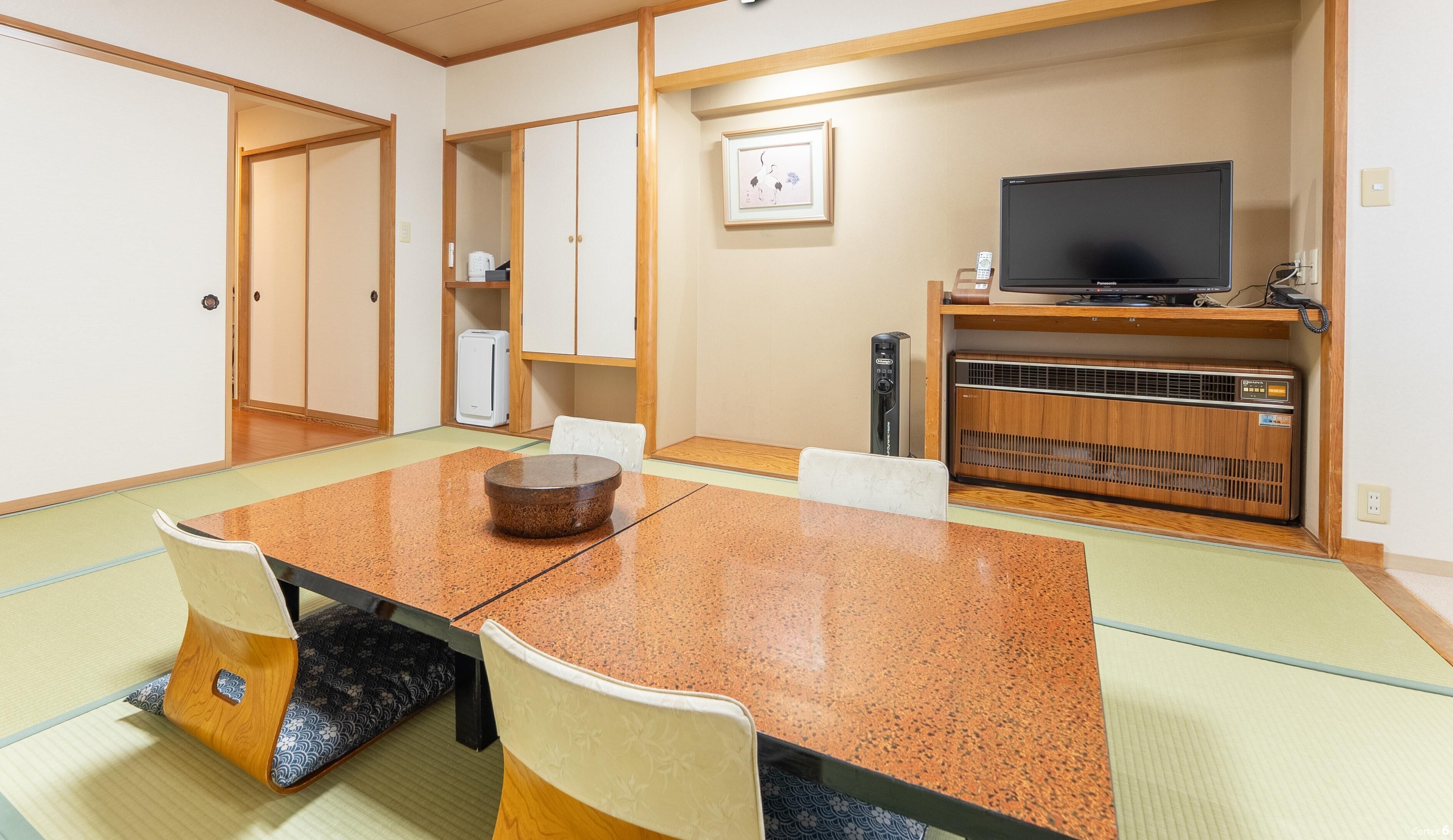 Rom i japansk stil, ikke-røyk (Standard, Shower, Ski Rental, Shuttle) | Wi-fi (inkludert)