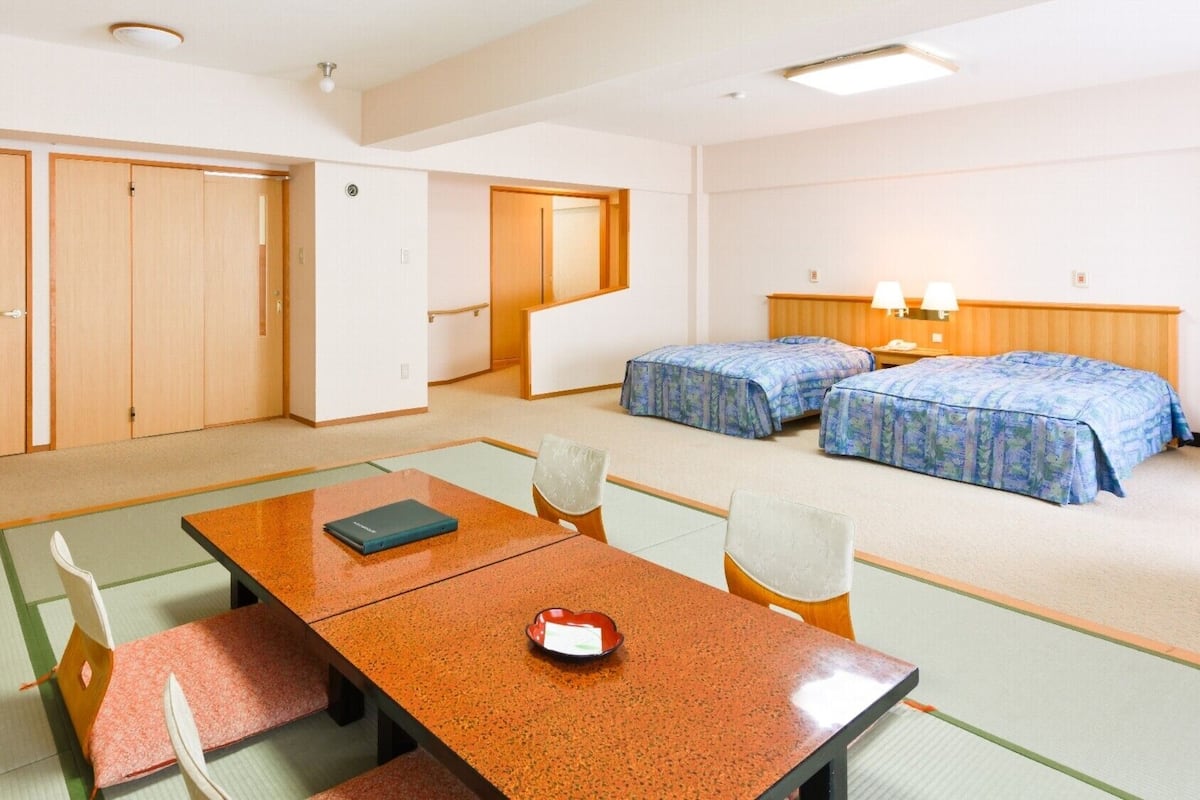 Suite im japanischen Stil, Nichtraucher (Room with Tatami Area, 68 sqm) | Kostenloses WLAN