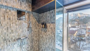 Japanese-Western Classic Suite Room with Semi Open-Air-Bath, Non Smoking | Bathroom
