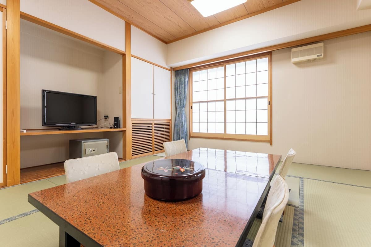 Universal Japanese-Style Room with Shared Bathroom, Non Smoking | Free WiFi