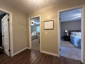 3 Schlafzimmer, Bügeleisen/Bügelbrett, Reisekinderbett, kostenloses WLAN