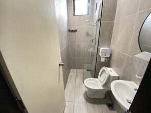 Free toiletries, hair dryer, towels, soap