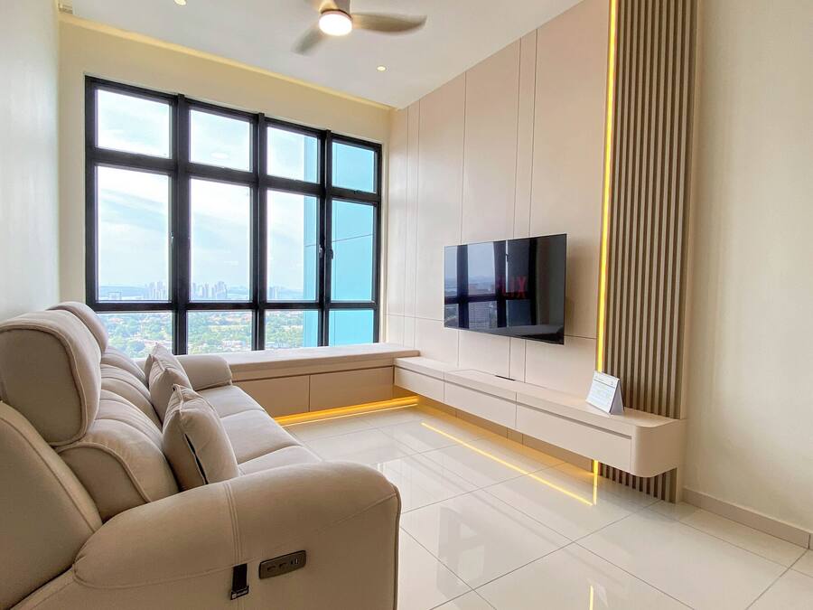 Royal Apartment | Living area | 55-inch flat-screen TV with digital channels