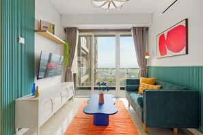 Apartment, 2 Bedrooms, City View | Living area