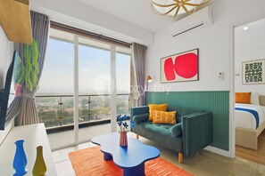 Apartment, 2 Bedrooms, City View | Living area