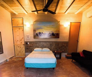 4 bedrooms, free WiFi, bed sheets