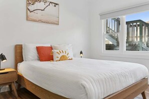 2 bedrooms, bed sheets