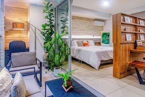 Deluxe Apartment, Balcony, Garden View - Edificio Hayedo (Cali)