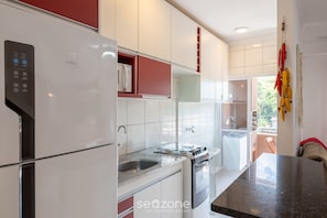 Departamento básico | Cocina privada