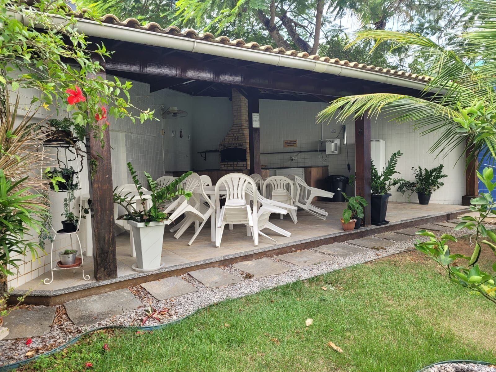 Apartamento básico | Terraço/pátio