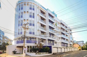 Basic Apartment | Exterior - 3-B Ap in Condo W/pool, 600m From the Beach Cee202 (Cabo Frio)