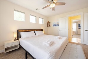 5 bedrooms, desk, iron/ironing board, free WiFi