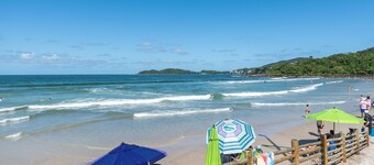 Apt W/balcony 160m Bombas Beach Col102