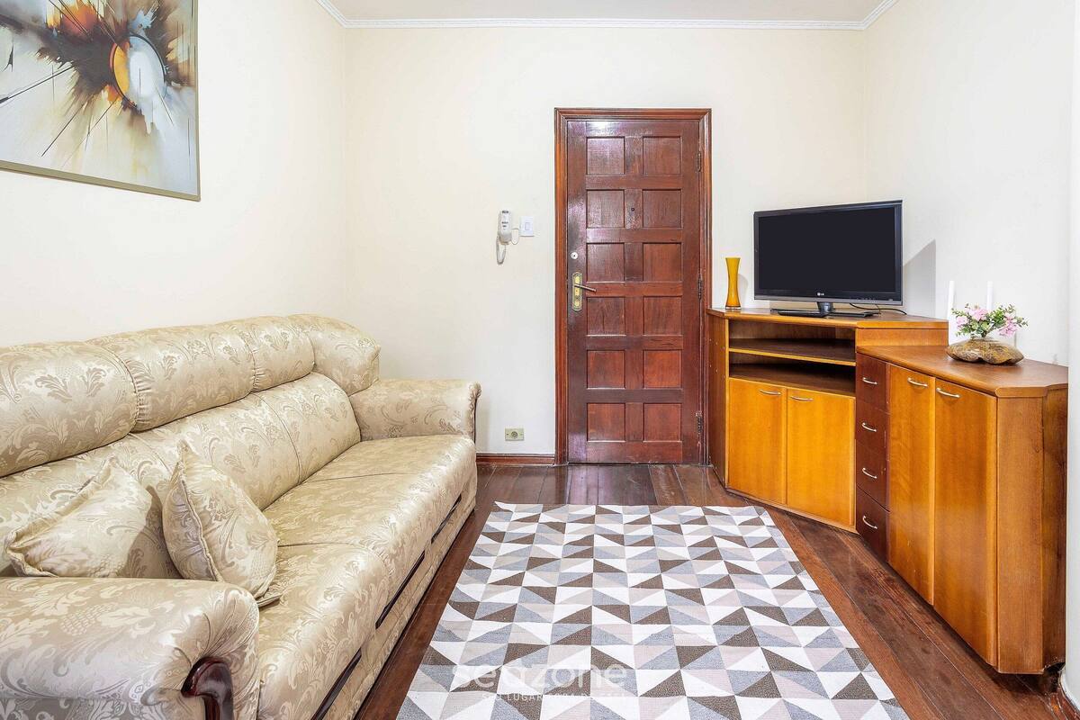 Basic Apartment | Living area