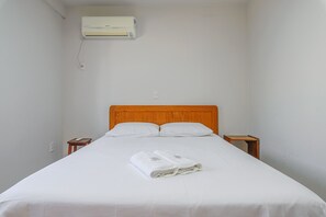 Basic Apartment | 3 bedrooms, free WiFi