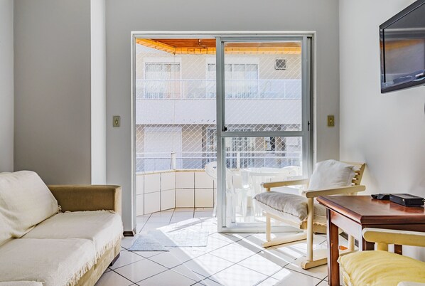 Apartamento básico | Zona de estar