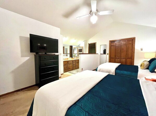 3 間睡房、熨斗/熨衫板、上網、床單