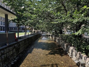 Overnatningsstedets område
