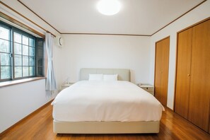 3 多间卧室、办公桌、熨斗/熨衣板、免费 WiFi