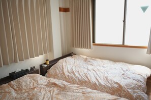 4 habitaciones, wifi gratis y ropa de cama 