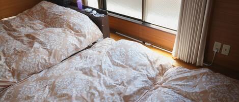 4 habitaciones, wifi gratis y ropa de cama