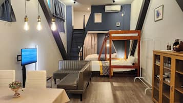 2 bedrooms, desk, free WiFi, bed sheets