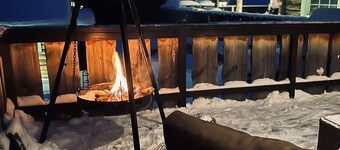 Aurora Bliss Cabin Retreat