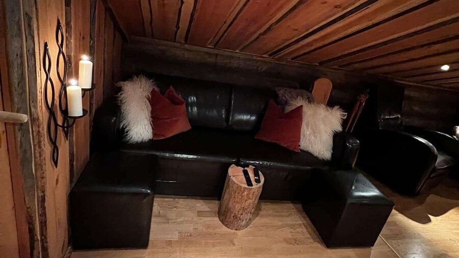 Aurora Bliss Cabin Retreat