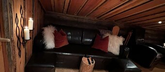 Aurora Bliss Cabin Retreat