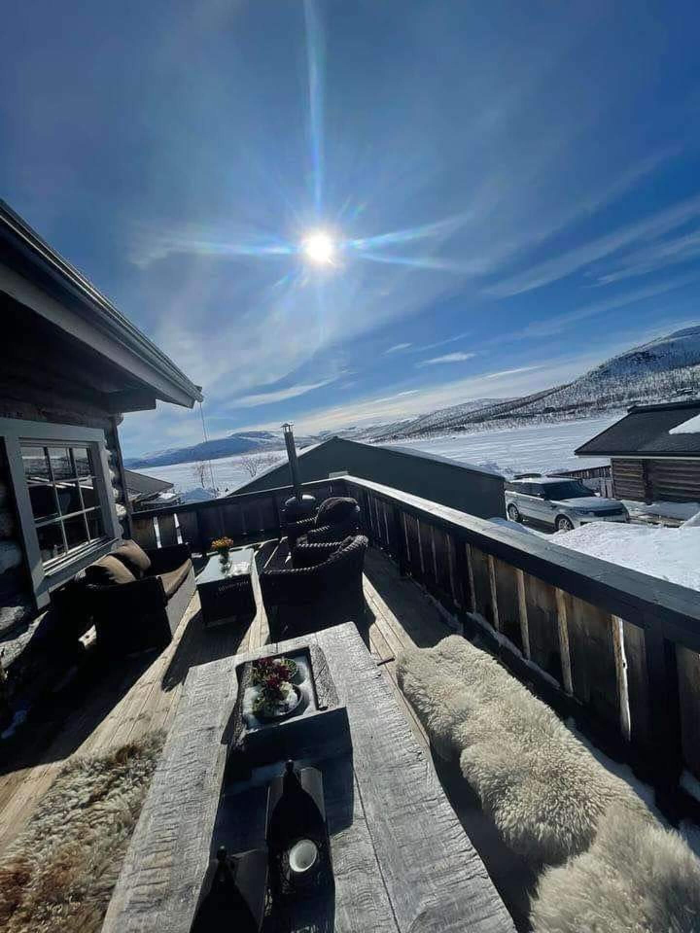 รับประทานอาหารกลางแจ้ง