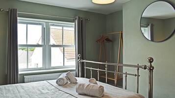 2 bedrooms, free WiFi