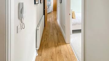 2 bedrooms, free WiFi