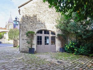 Exterior detail - 1 bedroom accommodation in Bath (Bath)