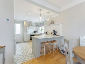 Dishwasher, highchair