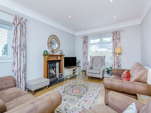 Unclassified image, 5 of 25, button