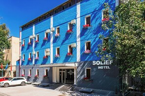 Front of property - Solief Hotel (Tashkent)