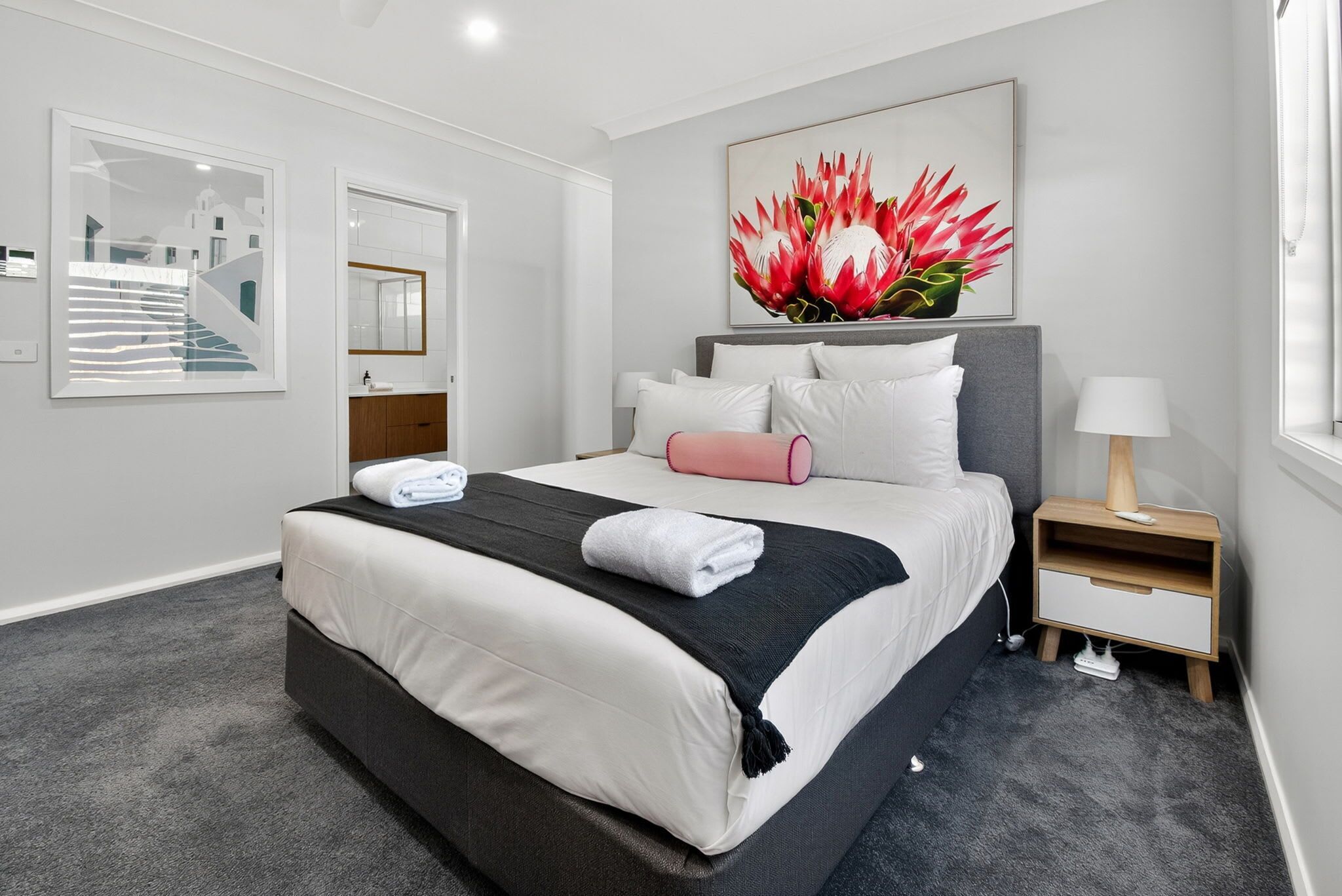 4 dormitorios, tabla de planchar con plancha, cuna de viaje y wifi