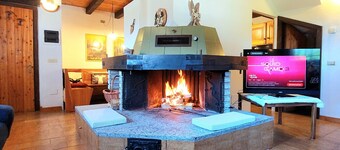 CHALET - MAS DELE STRIE - 8 beds, 3 bedrooms, 3 bathrooms, dogs allowed- Dolomites