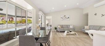 Spacious Family Home Wifi and Salt Pool