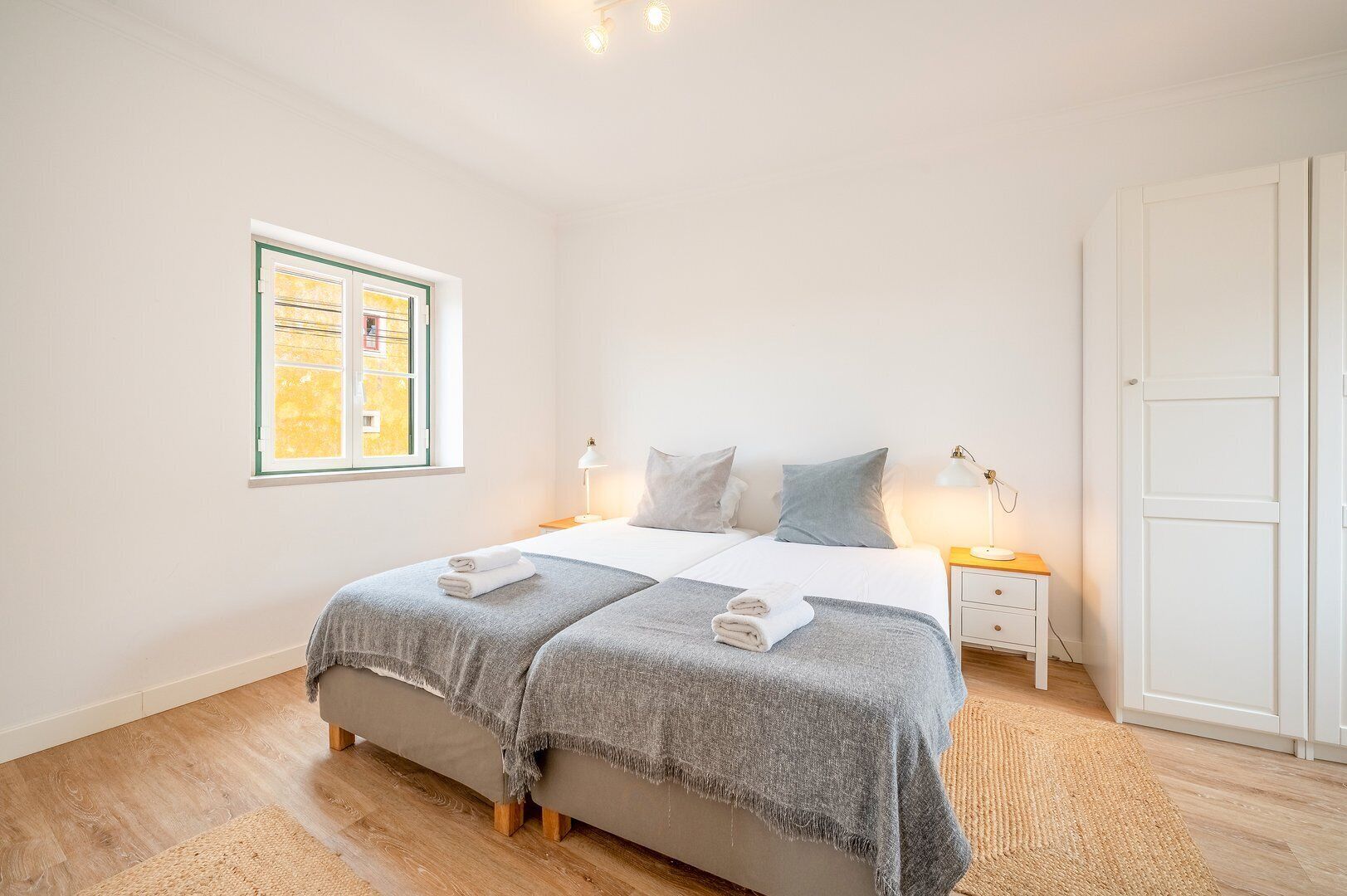 2 Schlafzimmer, Schreibtisch, Bügeleisen/Bügelbrett, Internetzugang