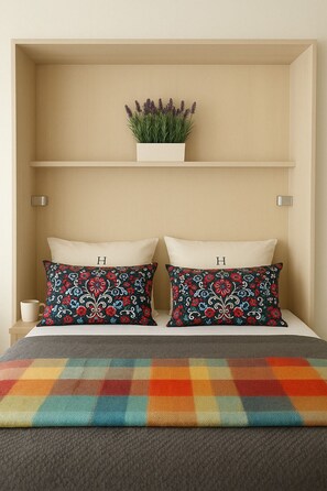 Iron/ironing board, WiFi, bed sheets