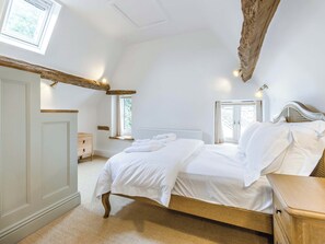 4 bedrooms, free WiFi