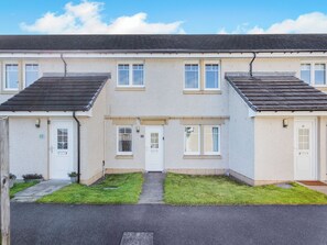 Exterior - 2 bedroom accommodation in Inverness (Inverness)