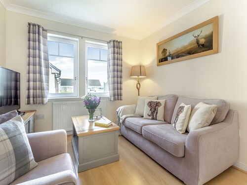 2 bedroom accommodation in Inverness