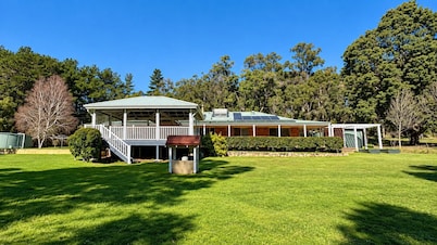 Chalwell Lodge – your luxurious rural retreat nestled in the heart of Carlotta.