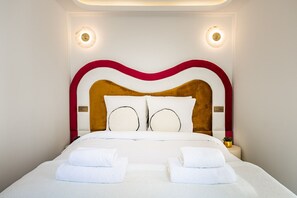 1 غرفة نوم ومكواة/لوح كي وسرير سفر وواي فاي مجانًا