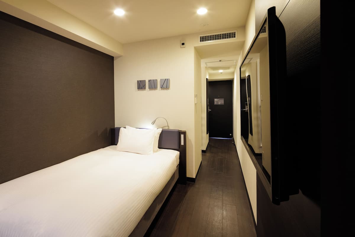 Standaard tweepersoonskamer, 1 twijfelaar | Een bureau, een strijkplank/strijkijzer, gratis wifi