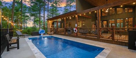 Outdoor pool, a heated pool