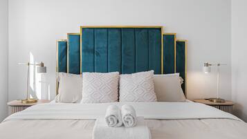 8 bedrooms, iron/ironing board, WiFi, bed sheets